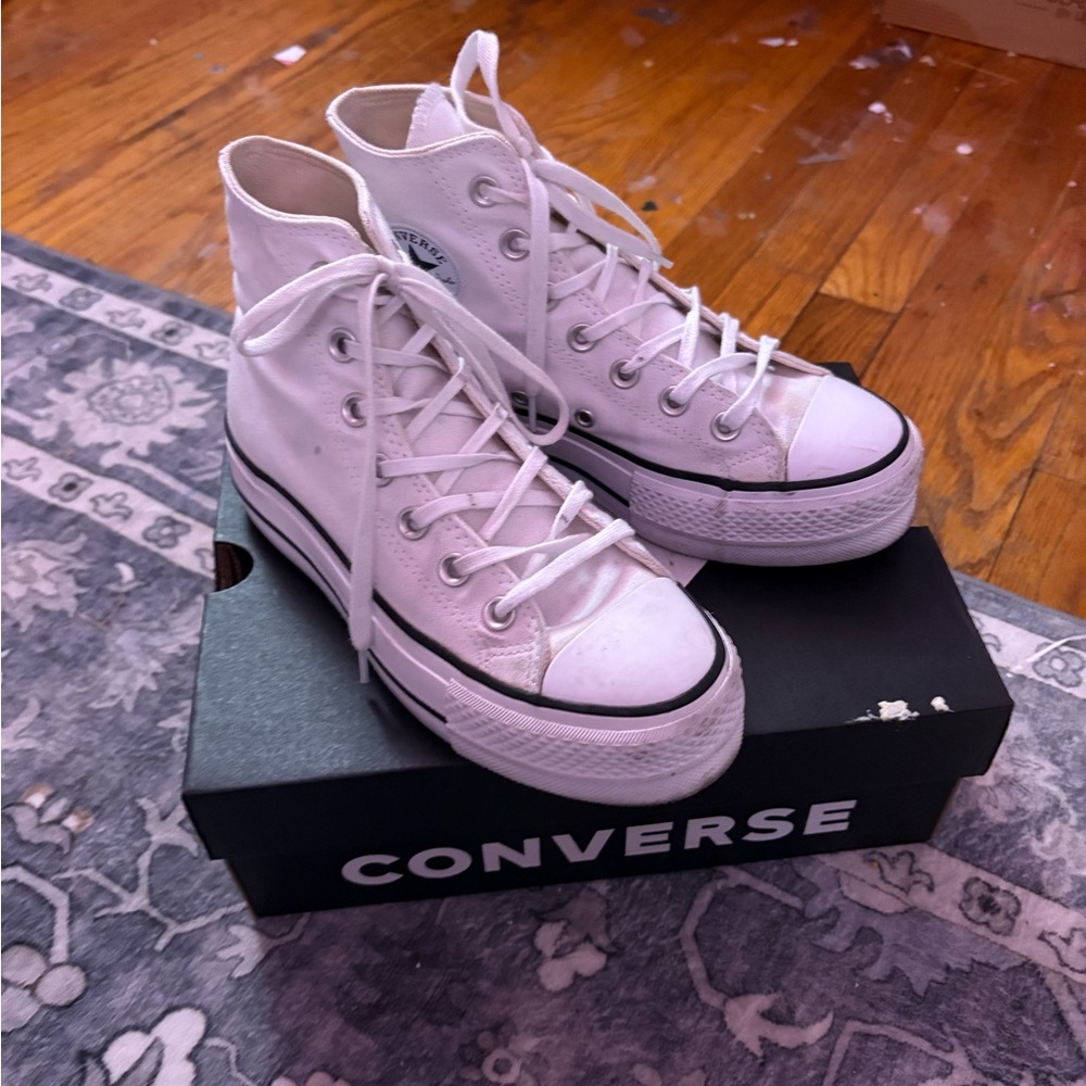 Women’s white platform converse